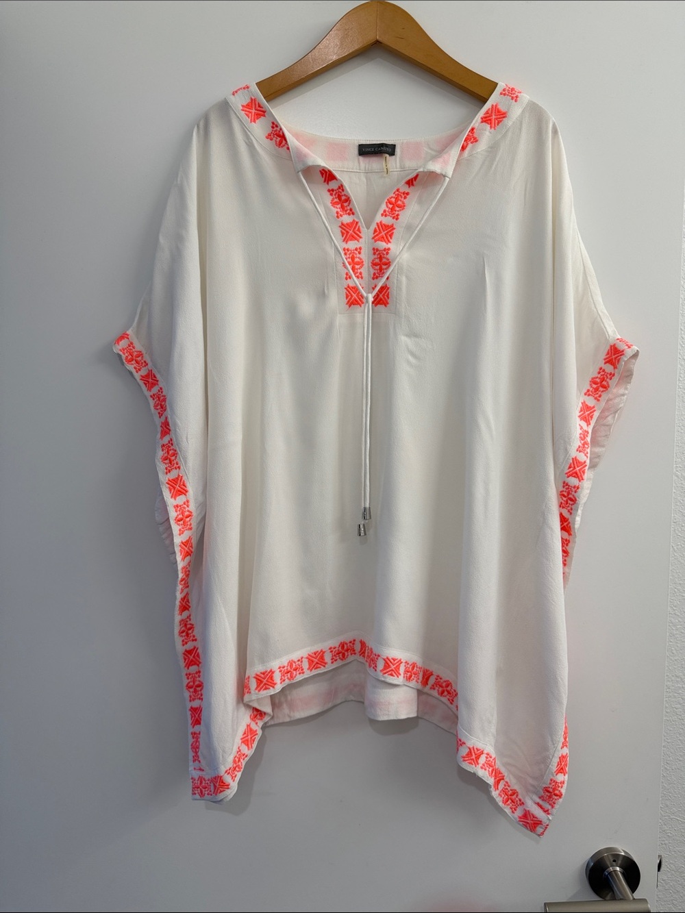 Vince Camuto Womens Embroidered Tunic Top with Neon Pink Trim